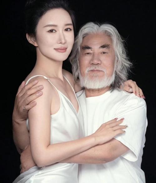 新奥天天开奖资料大全600tkm和张纪中回应前妻喊话与张纪中回应前妻喊话视频